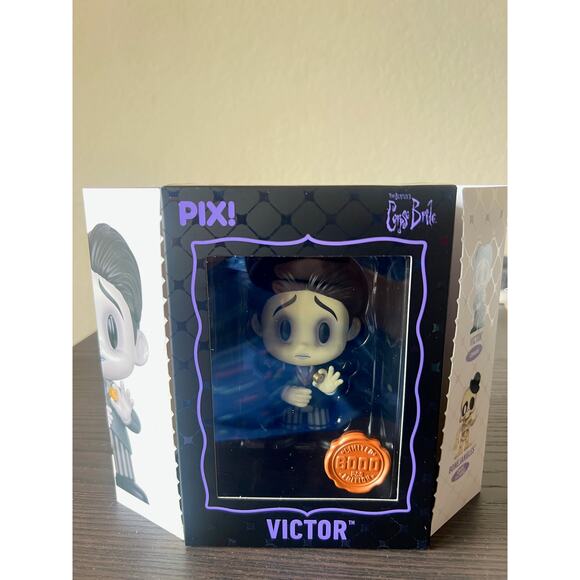 LIMITED EDITION 6000 PIECE Victor Corpse Bride Thrilljoy Vinyl Figure Movies Pcs - Picture 1 of 2
